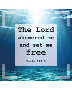 Postkarte 'The Lord answered me and set me free. Psalm 118:5